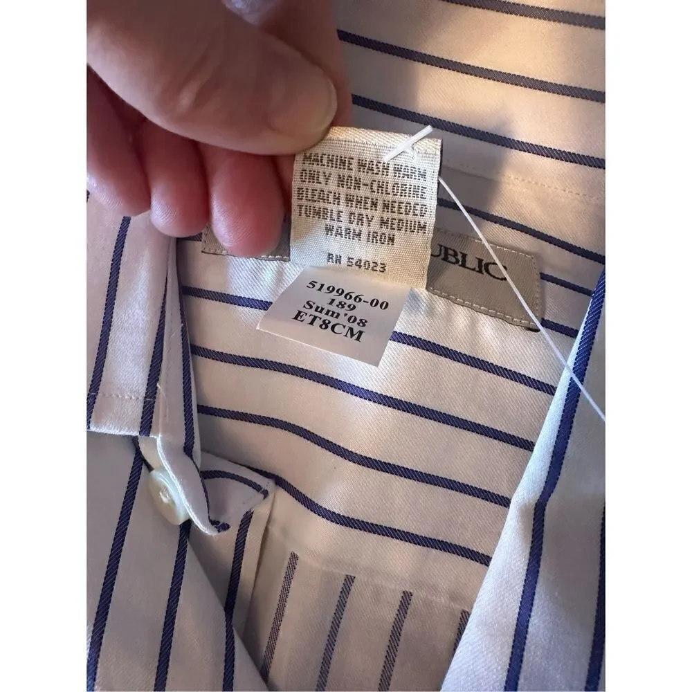 NWT Banana Republic White with Blue Stripes Dress Shirt